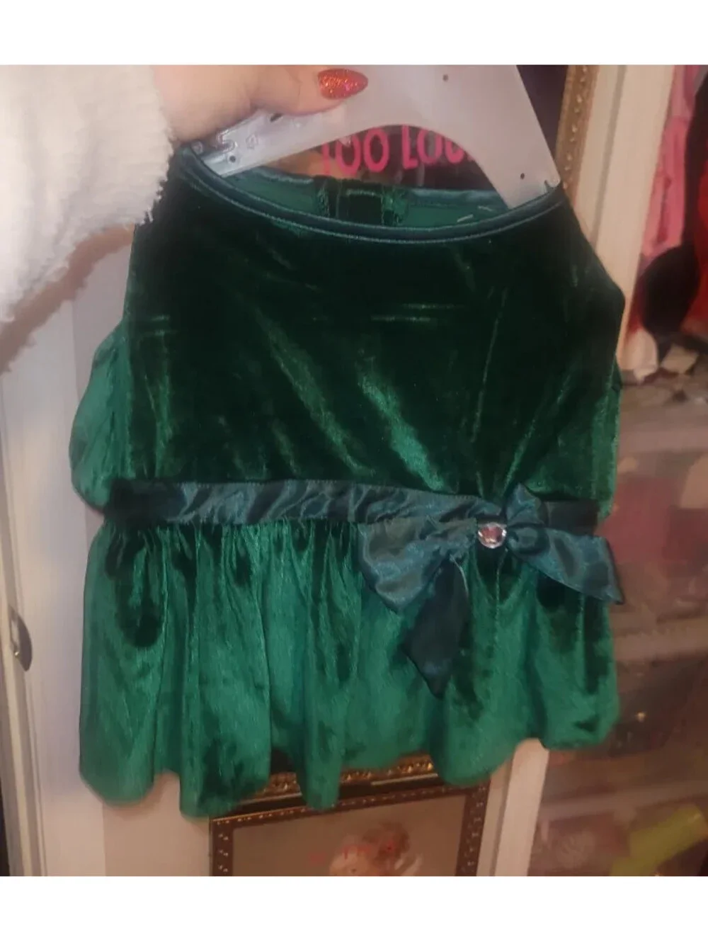 MERRY & BRIGHT GREEN VELVET HOLIDAY DOG DRESS SIZE MEDIUM NWT